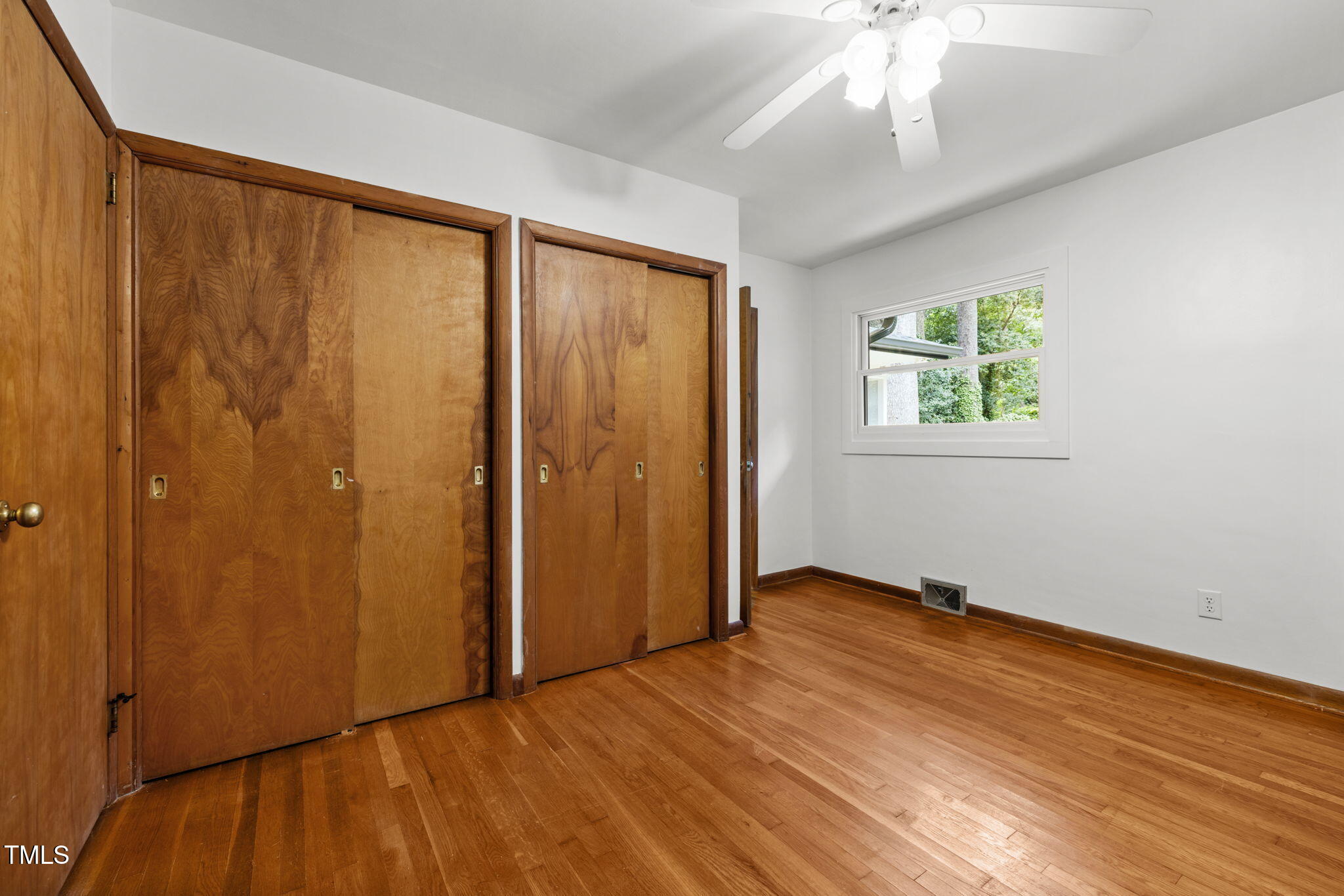3026 Devonshire Drive Raleigh, NC 27607 - Photo 13 of 62 25-web-or-mls-5Z8A7091