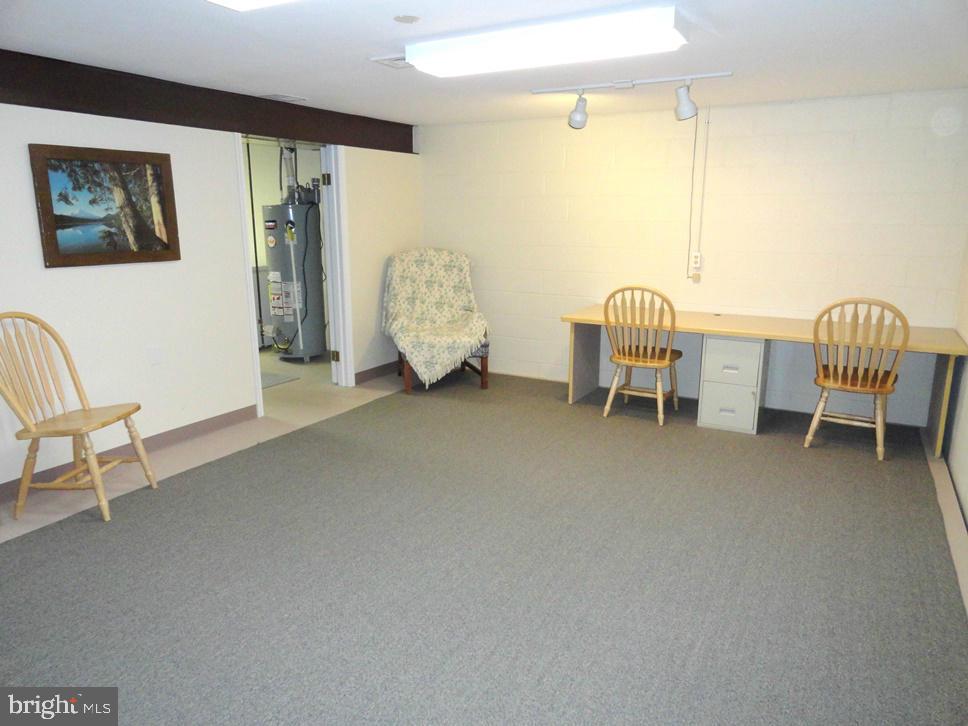 97 Laurie Lane Lititz, PA 17543 - Photo 12 of 12 Gallery Image 12
