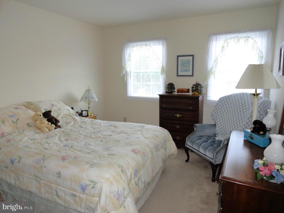 97 Laurie Lane Lititz, PA 17543 - Photo 8 of 12 Gallery Image 8
