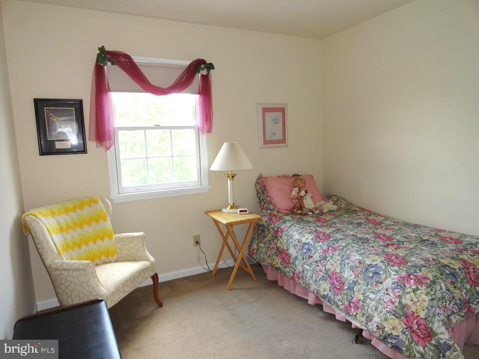 97 Laurie Lane Lititz, PA 17543 - Photo 10 of 12 Gallery Image 10