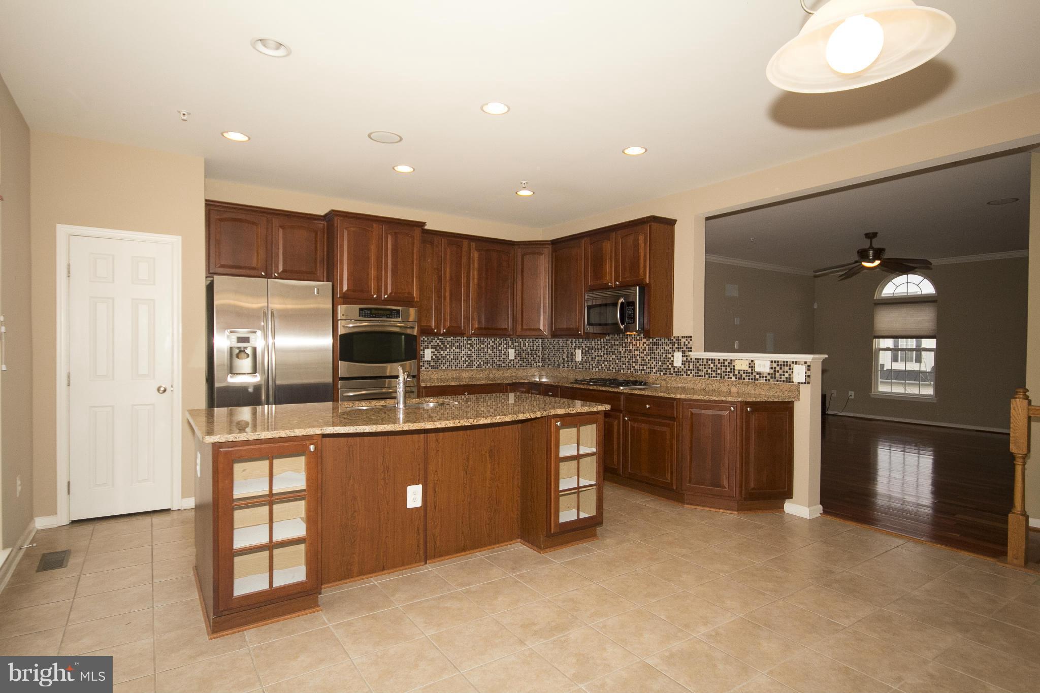 1740 Theale Way Hanover, MD 21076 - Photo 5 of 20 Gourmet Kitchen