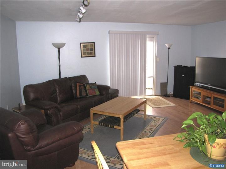 1061 Old Forge Road New Castle, DE 19720 - Photo 6 of 14 Gallery Image 6