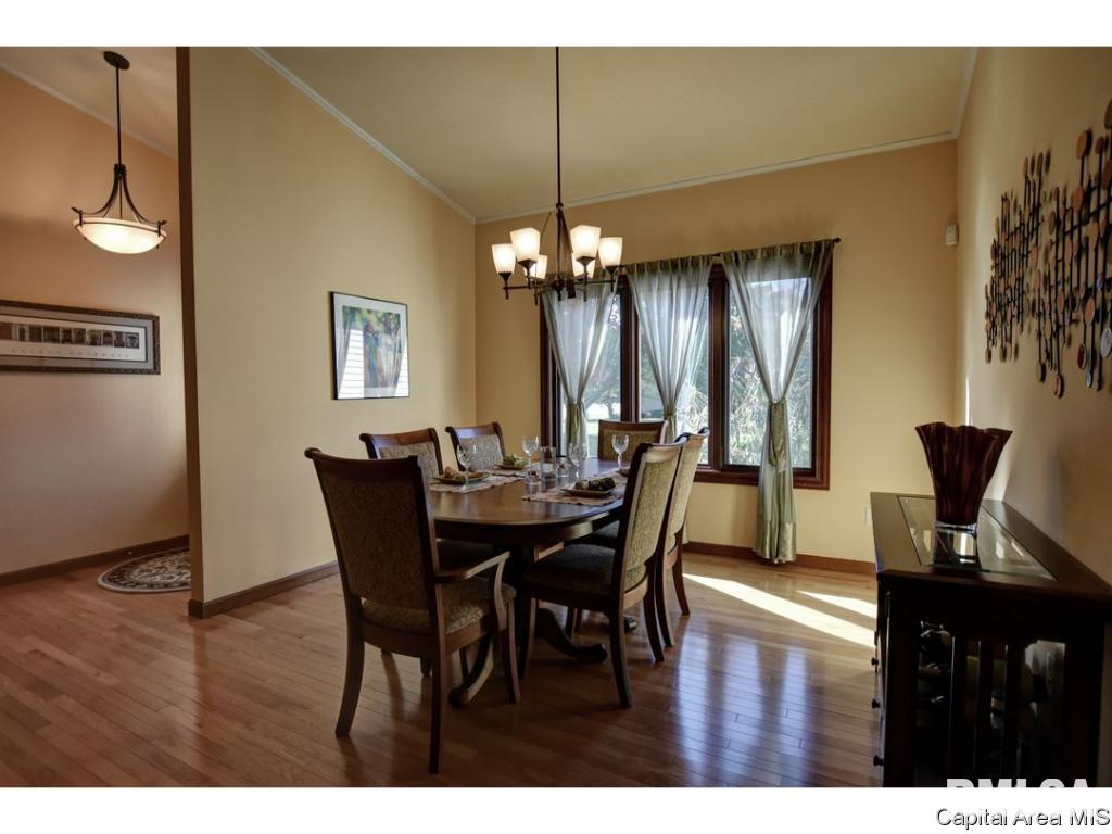 4422 Tulane Court Springfield, IL 62712 - Photo 5 of 32 Gallery Image 5