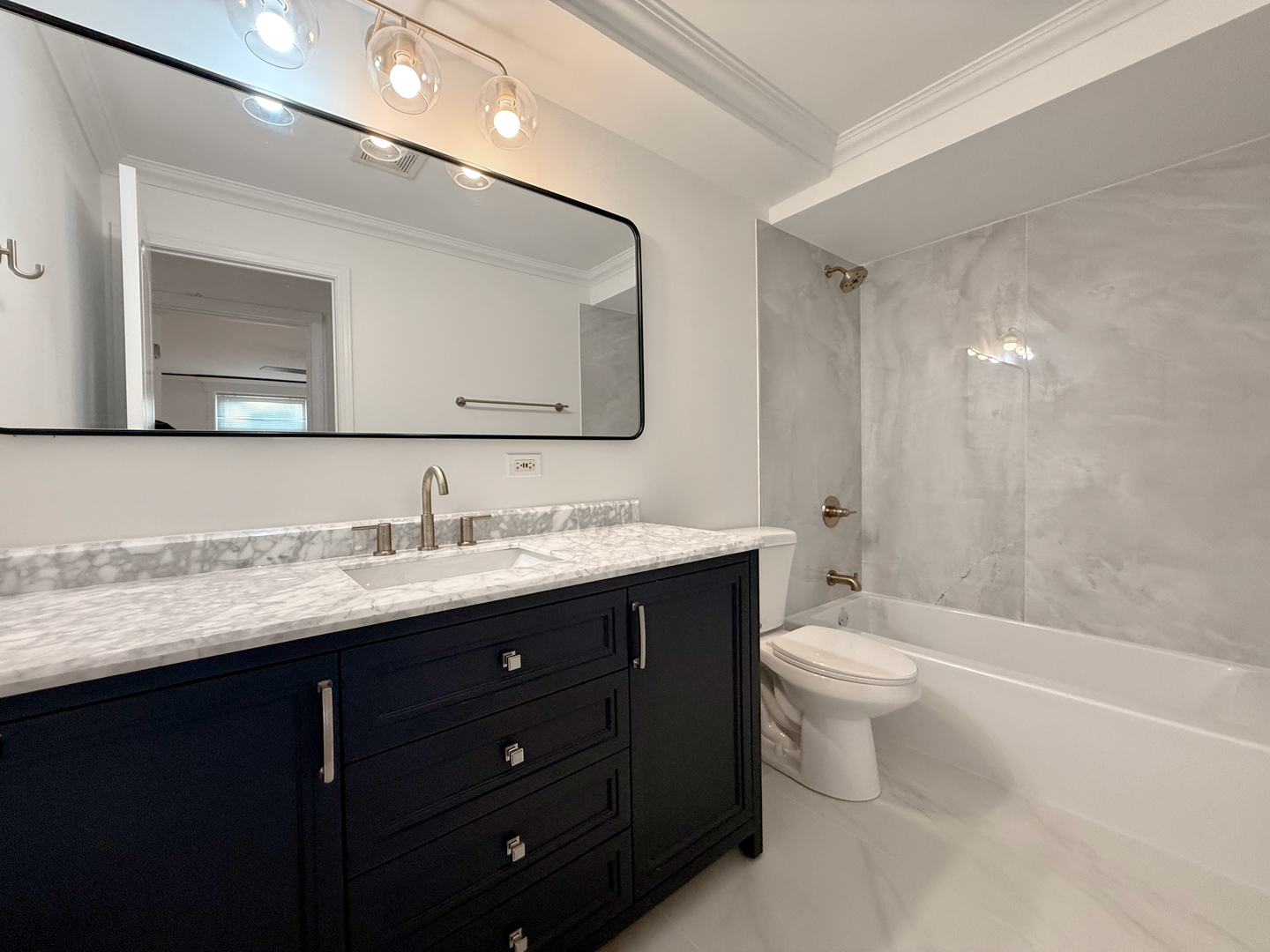 5037 North East River Road, Unit 1B Norridge, IL 60706 - Photo 13 of 16