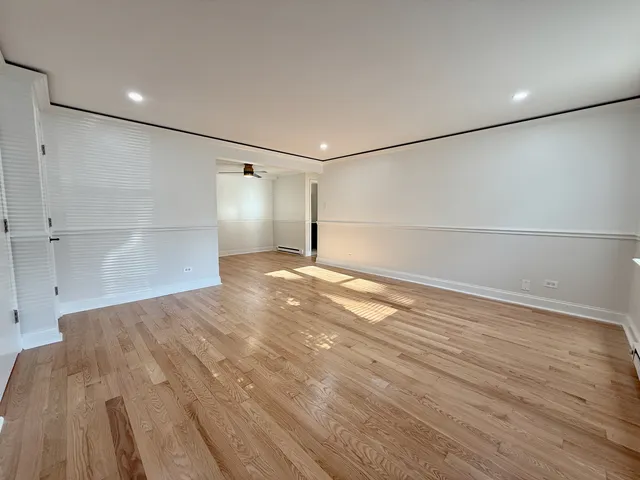 $205,000 | 5037 North East River Road, Unit 1B, Norridge, IL 60706