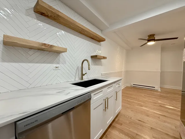 $205,000 | 5037 North East River Road, Unit 1B, Norridge, IL 60706