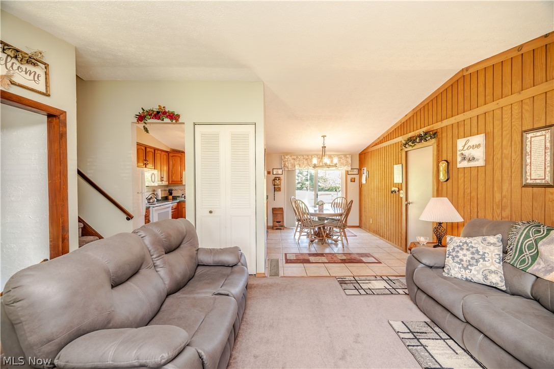 6142 Fairview Road Youngstown, OH 44515 - Photo 8 of 50 Gallery Image 8