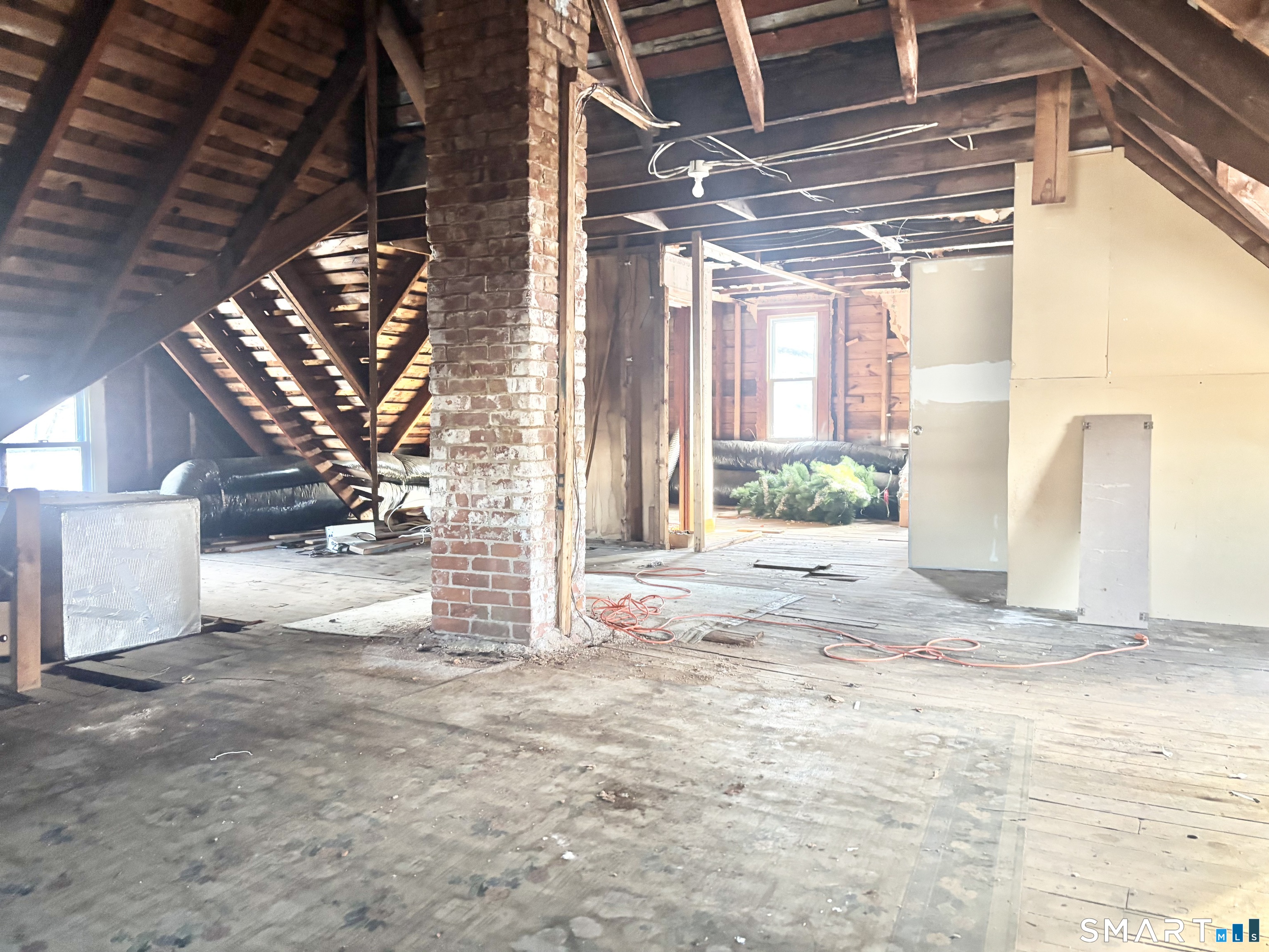 342 Center Street Manchester, CT 06040 - Photo 17 of 17