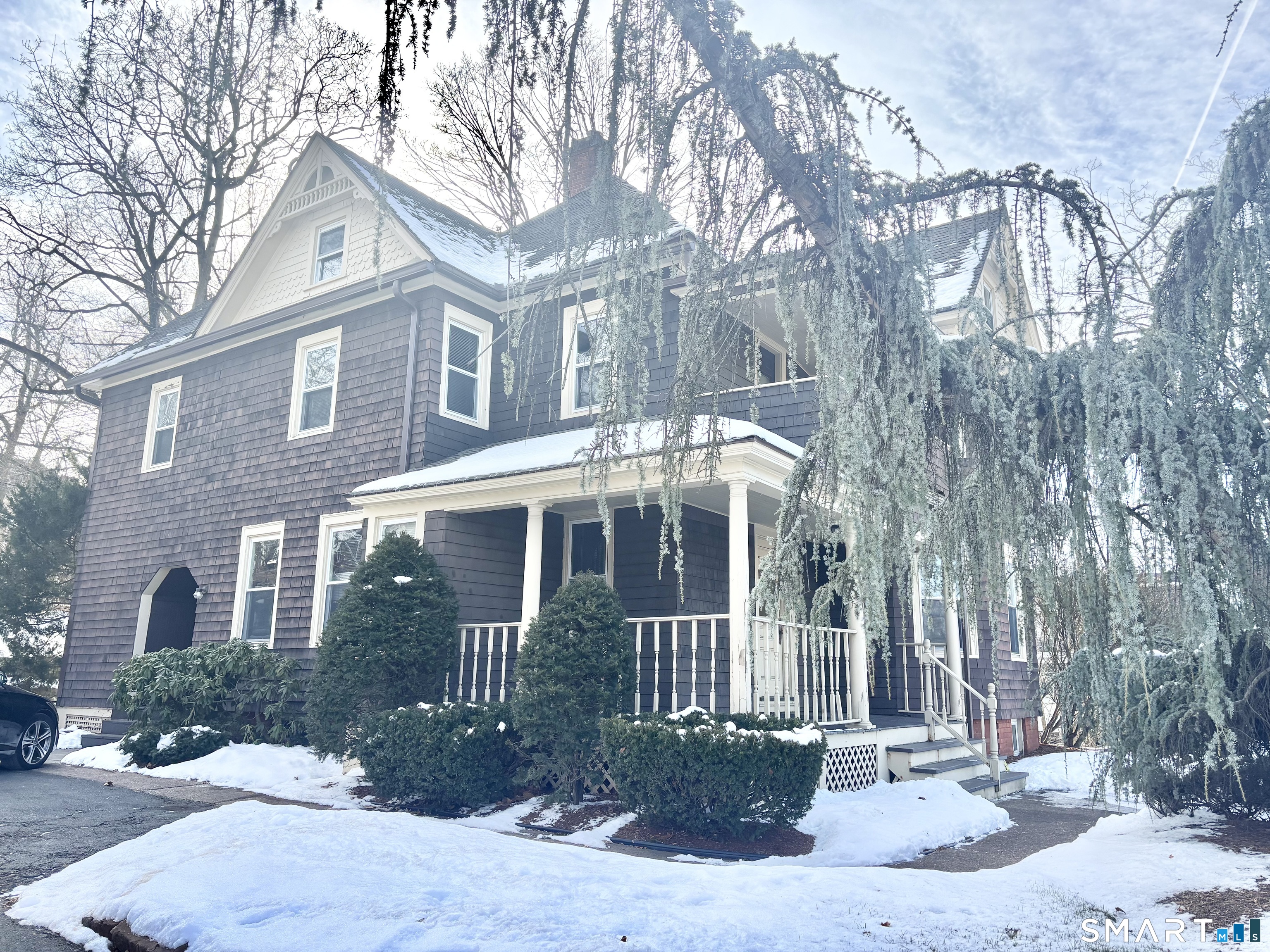 342 Center Street Manchester, CT 06040 - Photo 2 of 17