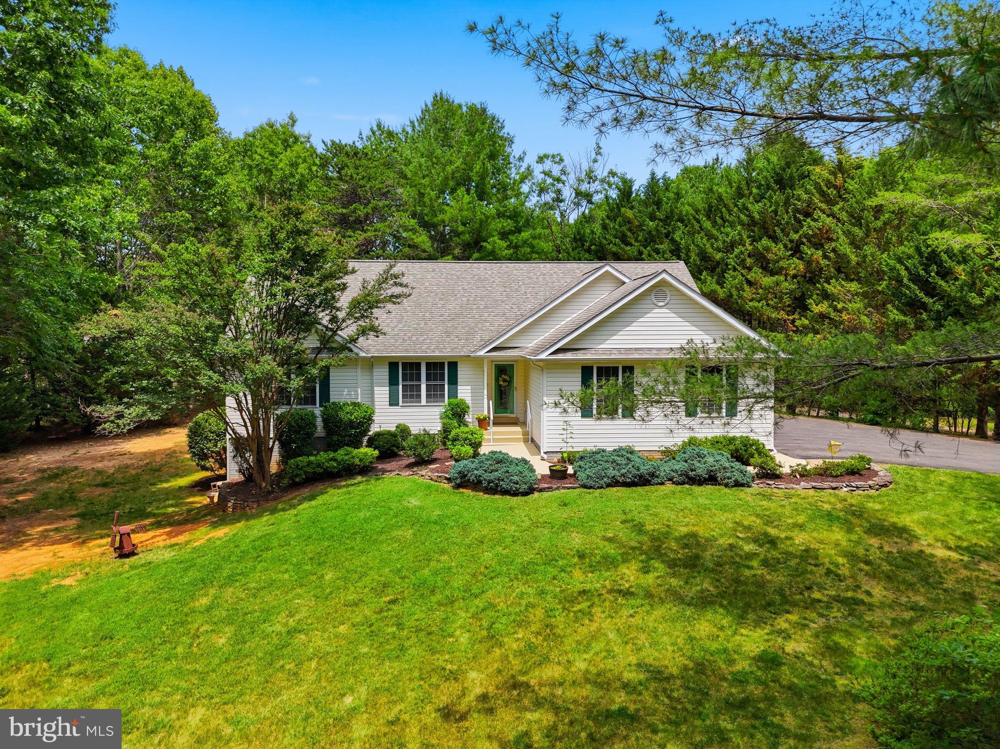 9133 Anchor Road Culpeper, VA 22701 - Photo 6 of 63