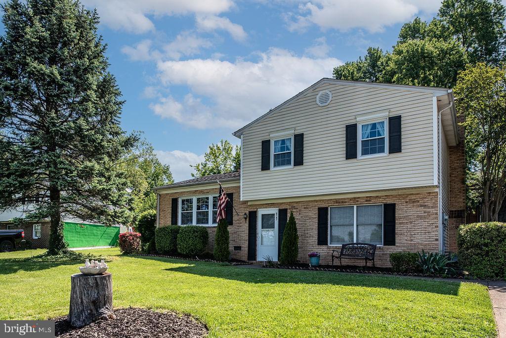 8747 Weems Road Manassas, VA 20110 - Photo 1 of 39 Welcome Home to 8747 Weems Rd!