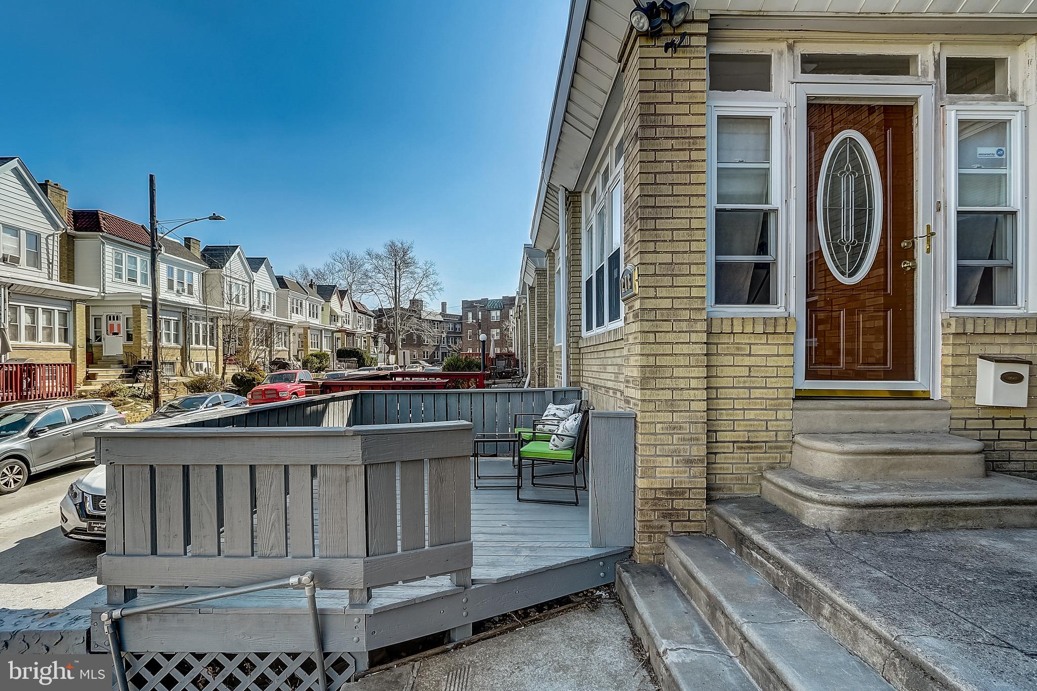 218 Wembly Road Upper Darby, PA 19082 - Photo 4 of 39