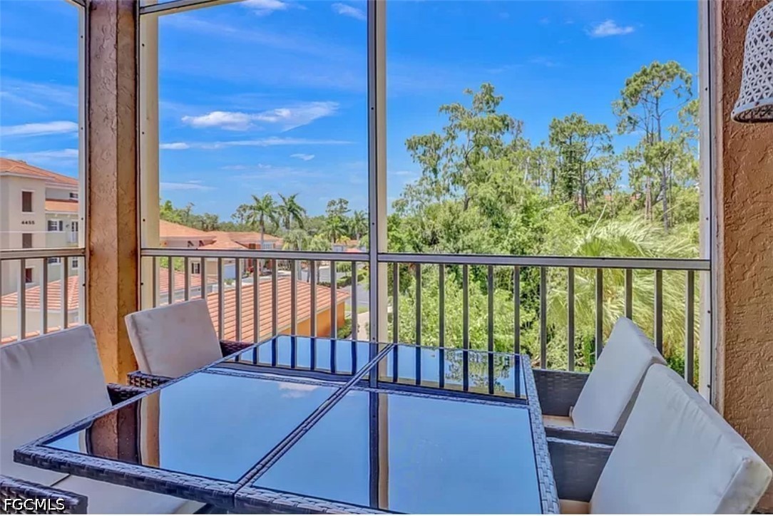 4450 Botanical Pl Circle, Unit 6 Naples, FL 34112 - Photo 21 of 33