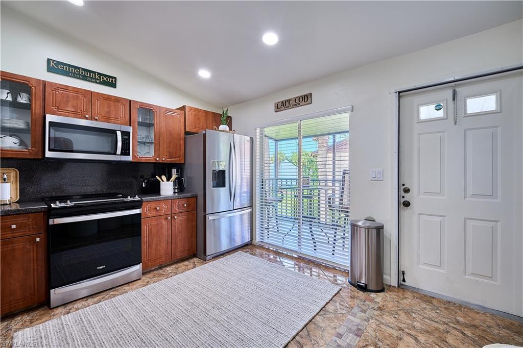 3420 Frosty Way, Unit 4902 Naples, FL 34112 - Photo 7 of 39