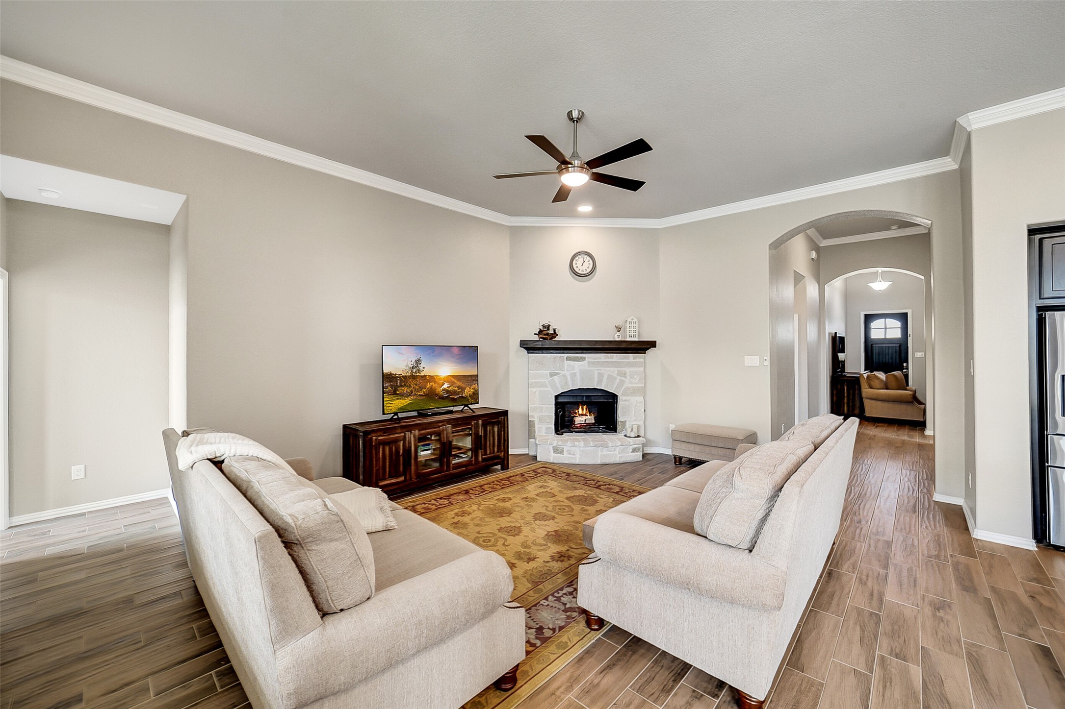 7327 Evelyn Grove Drive Spring, TX 77379 - Photo 5 of 29