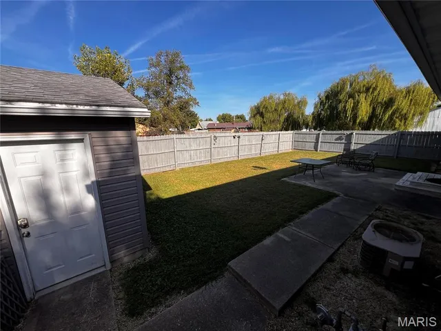 $129,000 | 107 South Washington Street, Patoka, IL 62875