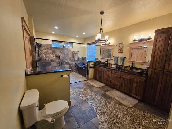 $2,499,000 | 36 Kevins Way, Garden Valley, ID 83622