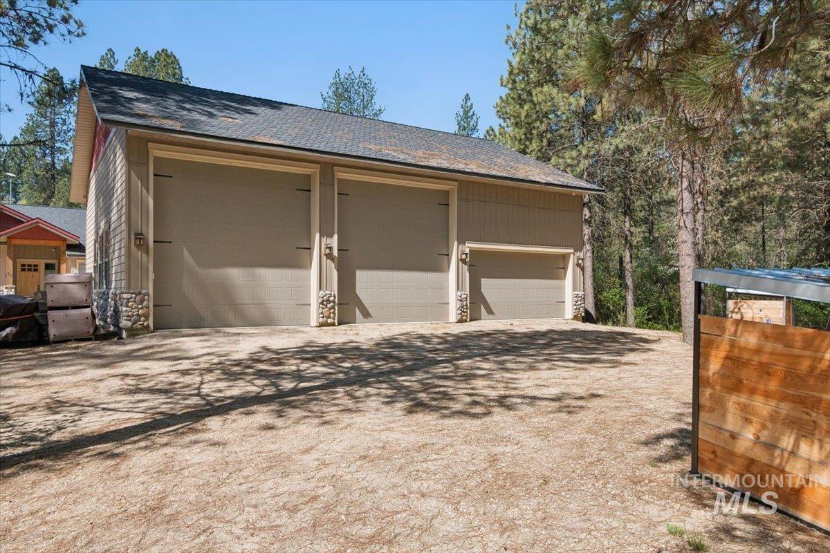 36 Kevins Way Garden Valley, ID 83622 - Photo 9 of 50 View of detached garage