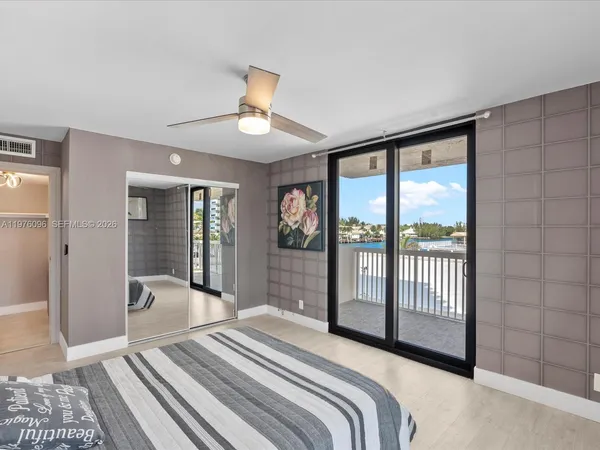 $3,000 | 1500 South Ocean Drive, Unit 3G, Hollywood, FL 33019