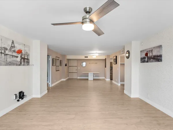 $3,000 | 1500 South Ocean Drive, Unit 3G, Hollywood, FL 33019