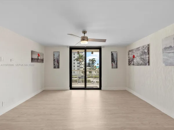 $3,000 | 1500 South Ocean Drive, Unit 3G, Hollywood, FL 33019