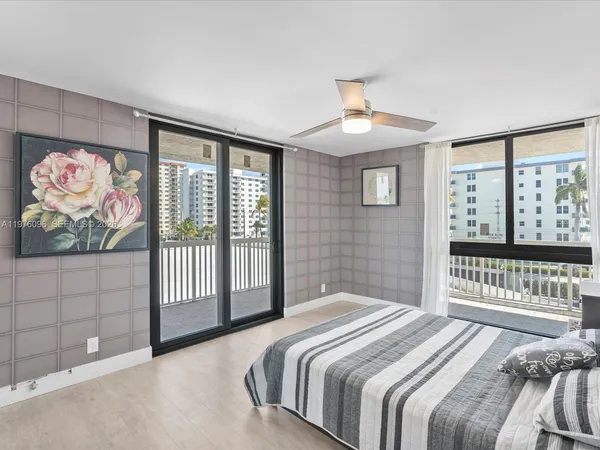 $3,000 | 1500 South Ocean Drive, Unit 3G, Hollywood, FL 33019