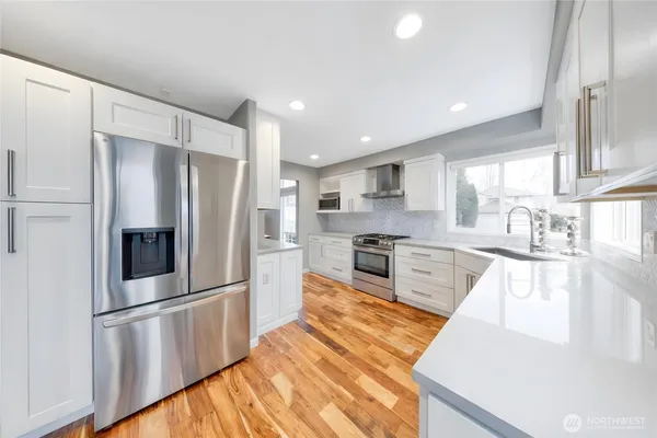 $1,150,000 | 4905 Northeast 19th Court, Renton, WA 98059