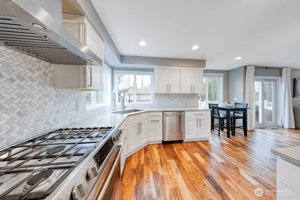 $1,150,000 | 4905 Northeast 19th Court, Renton, WA 98059