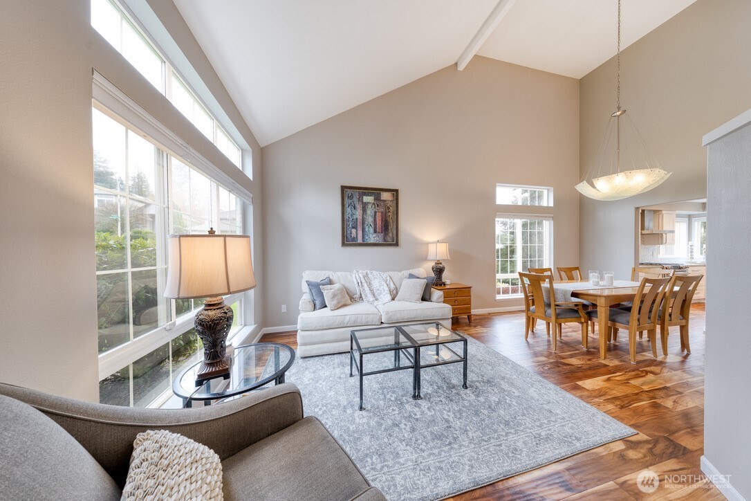 4905 Northeast 19th Court Renton, WA 98059 - Photo 6 of 26