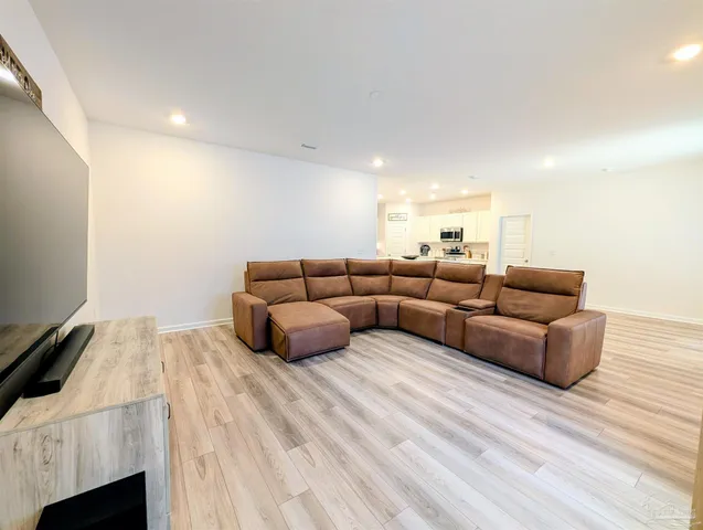 $309,000 | 6622 Sun Tree Circle, Pensacola, FL 32526