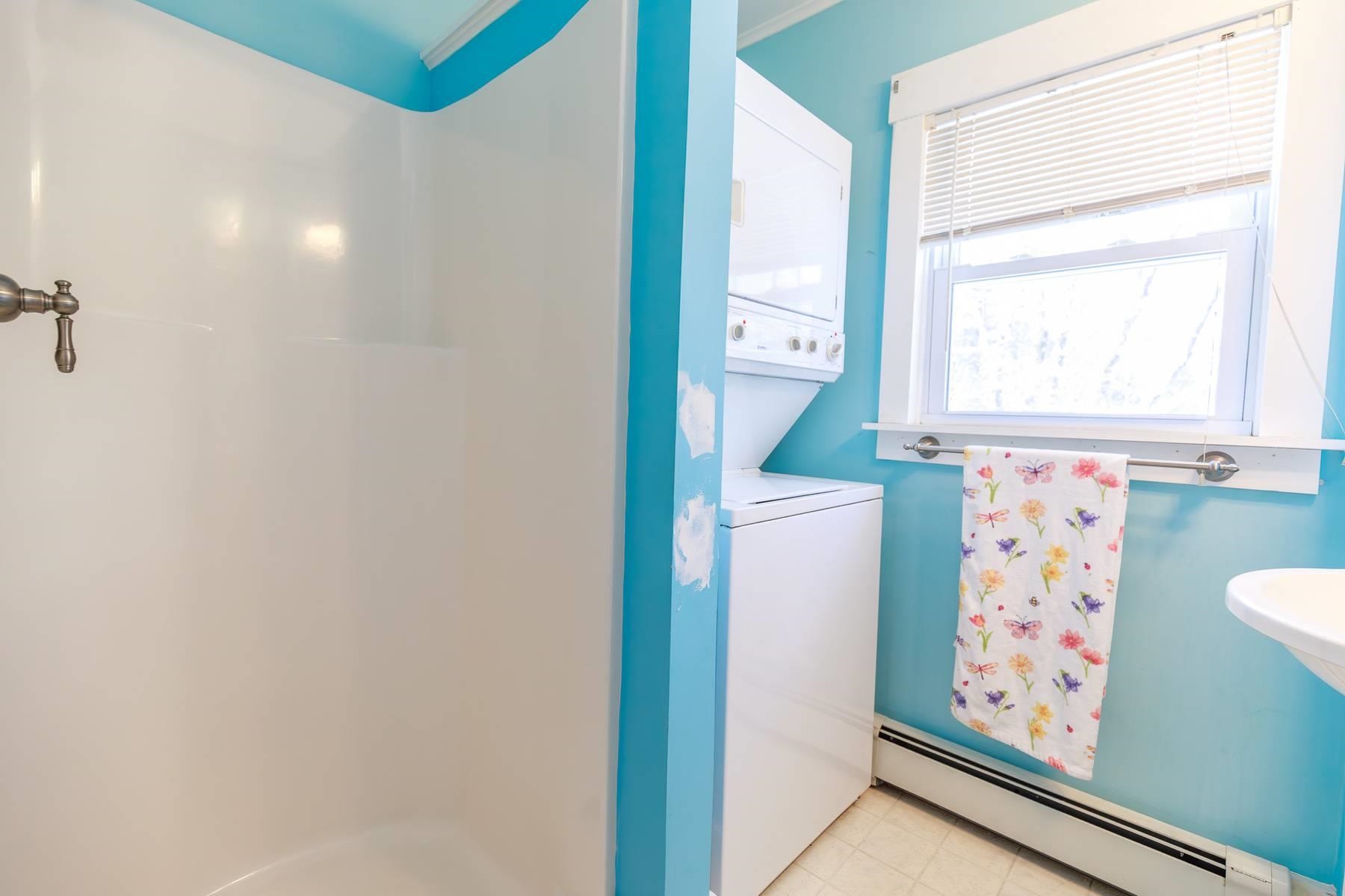 470 Court Street Keene, NH 03431 - Photo 15 of 49