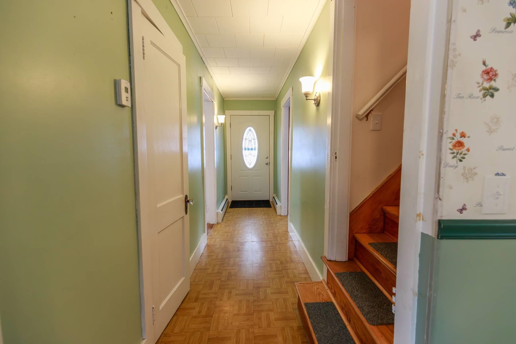 470 Court Street Keene, NH 03431 - Photo 19 of 49