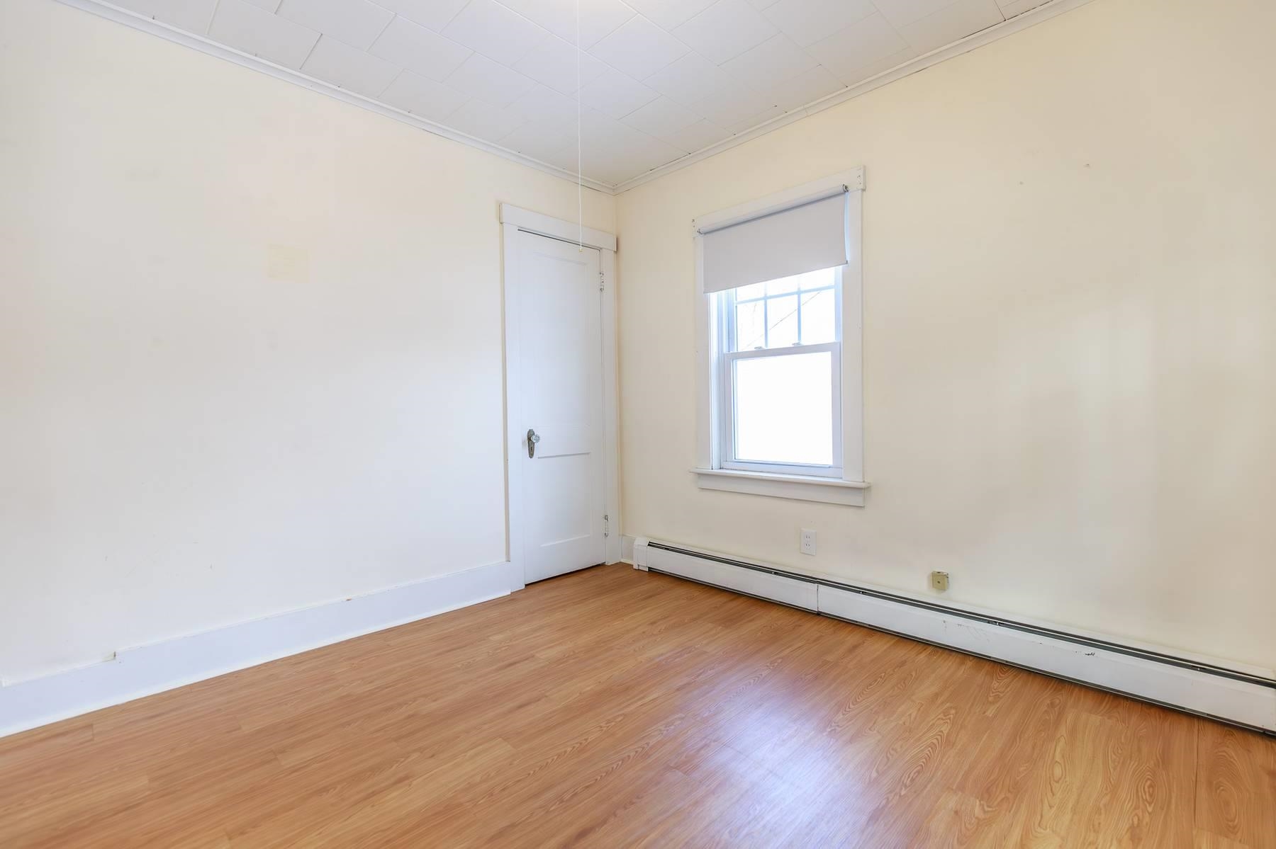 470 Court Street Keene, NH 03431 - Photo 20 of 49