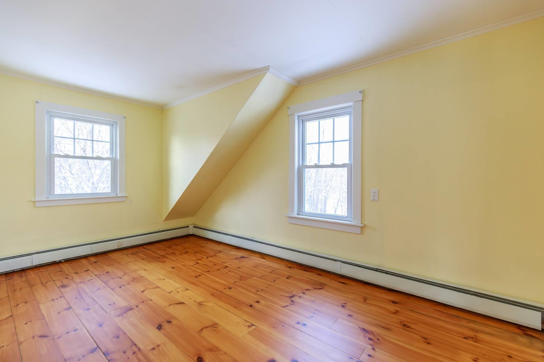 470 Court Street Keene, NH 03431 - Photo 29 of 49