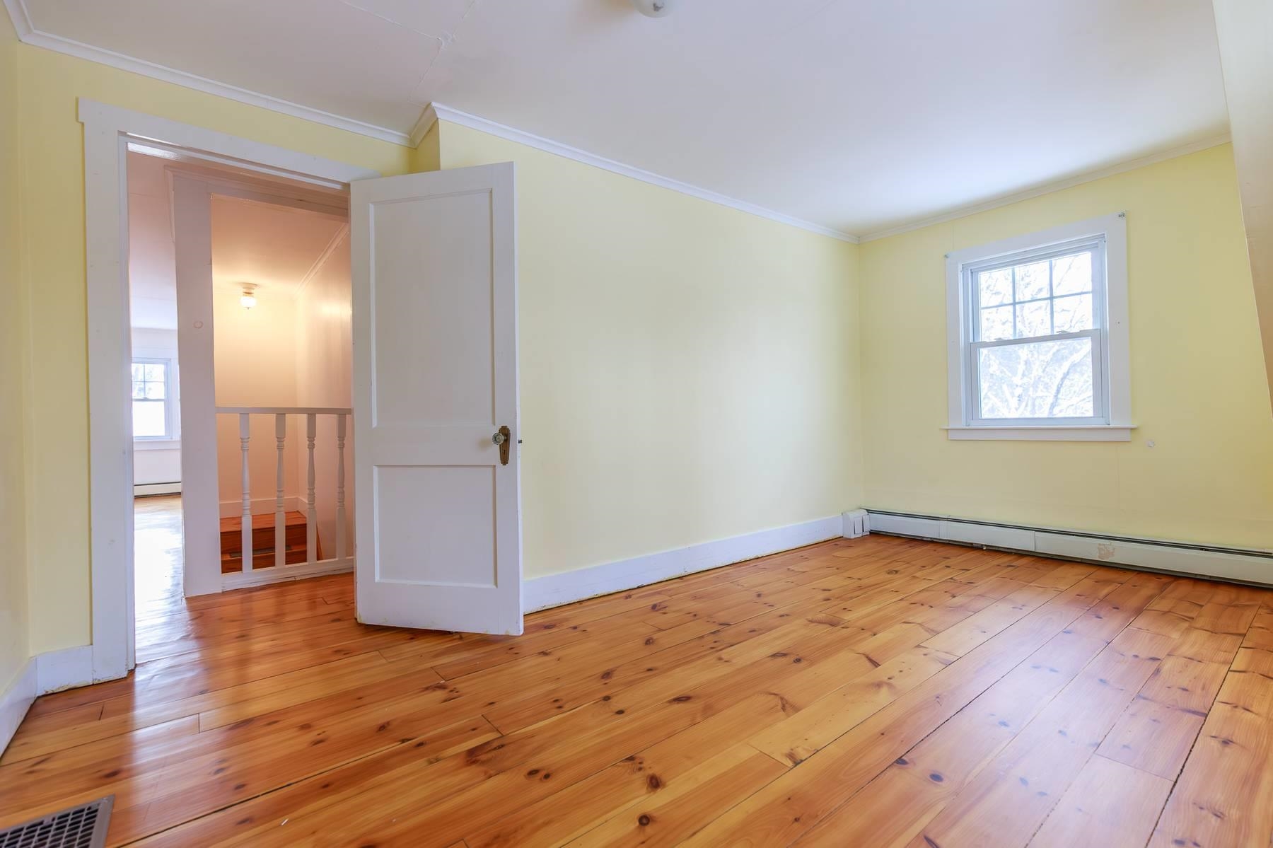 470 Court Street Keene, NH 03431 - Photo 30 of 49