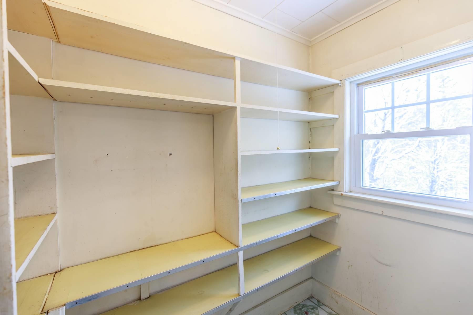 470 Court Street Keene, NH 03431 - Photo 8 of 49