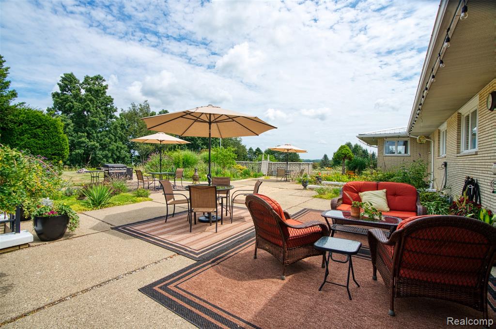 18999 Weller Road Gregory, MI 48137 - Photo 41 of 57