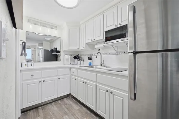 $79,900 | 2700 North Atlantic Avenue, Unit 403, Daytona Beach, FL 32118