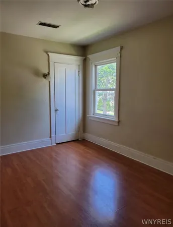 $1,250 | 2500 Delaware Avenue, Buffalo, NY 14216