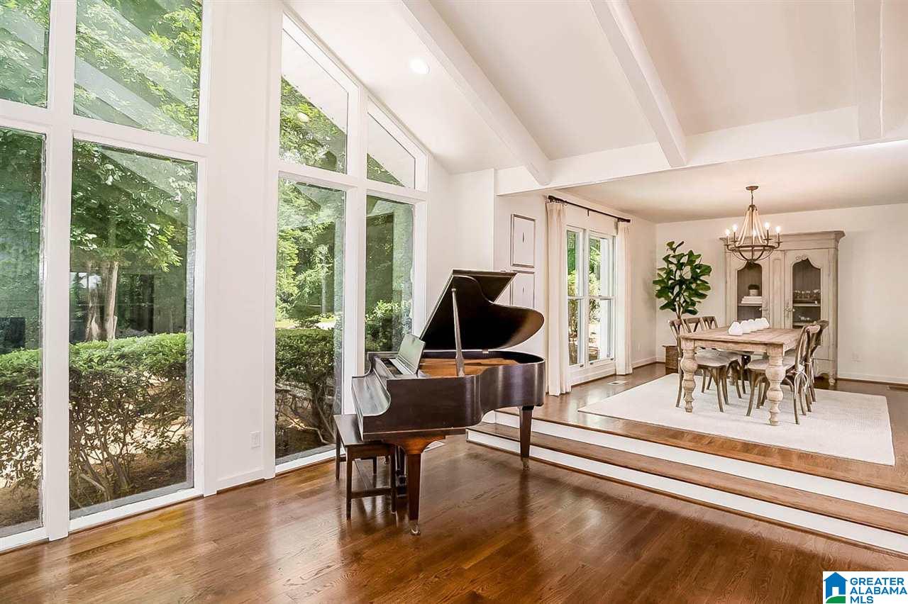 2625 Dolly Ridge Road Birmingham, AL 35243 - Photo 5 of 50 Gallery Image 5