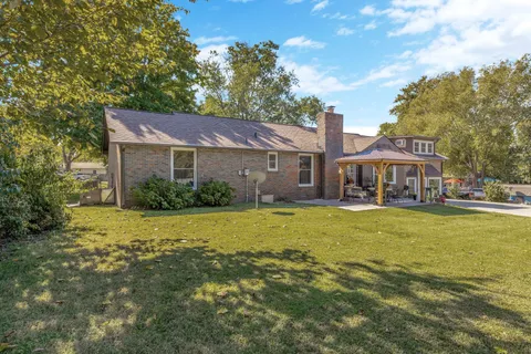 $925,000 | 8126 Suzanne Drive, Brentwood, TN 37027