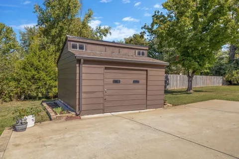 $925,000 | 8126 Suzanne Drive, Brentwood, TN 37027