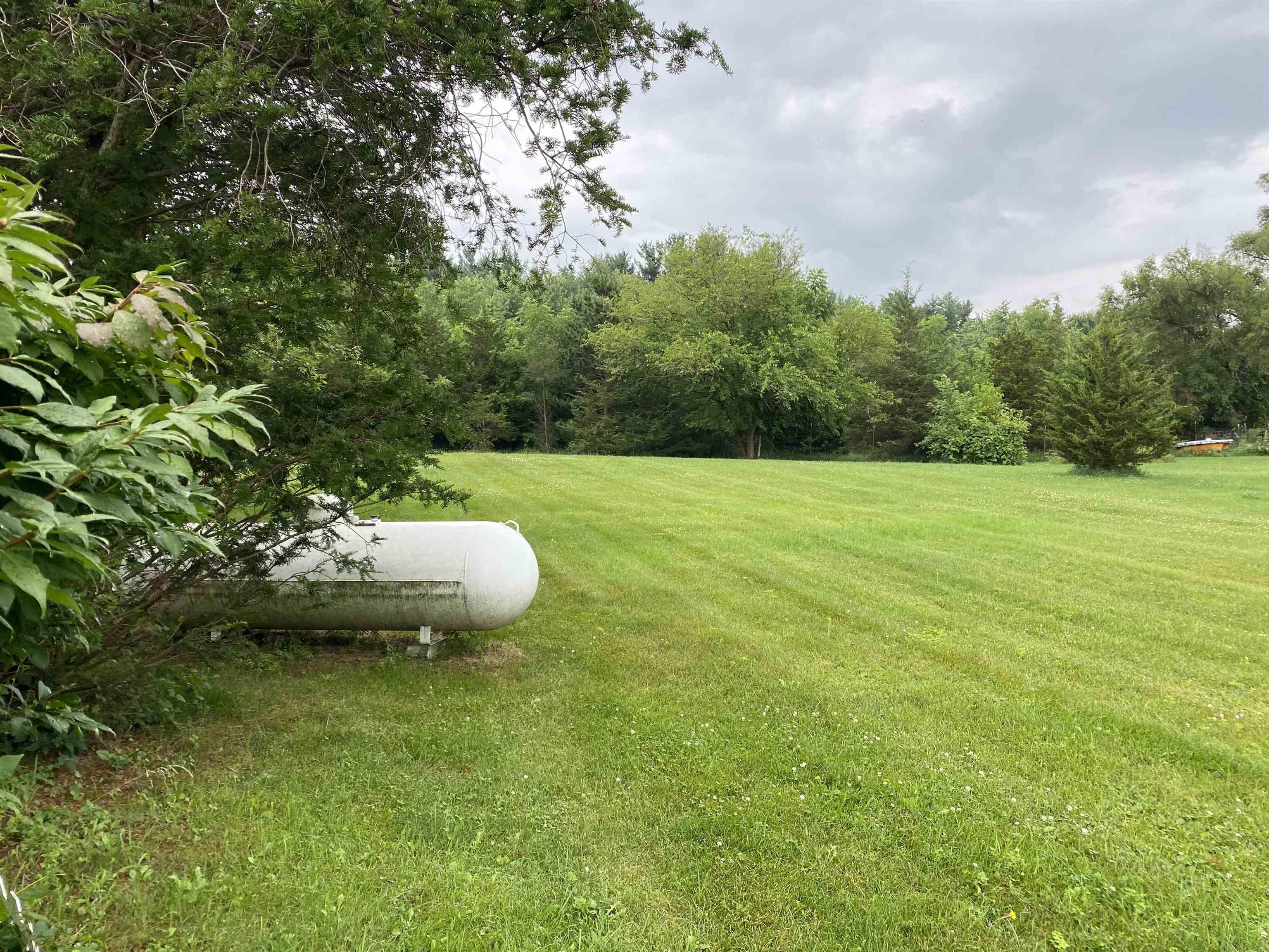 405 North Flint Road Angola, IN 46703 - Photo 5 of 16 Gallery Image 5
