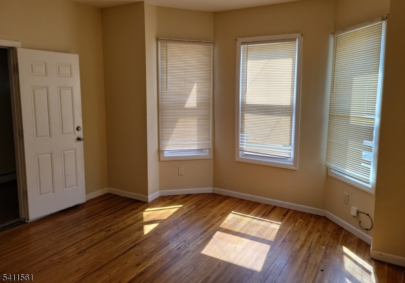 172 9th Street Passaic, NJ 07055 - Photo 6 of 9