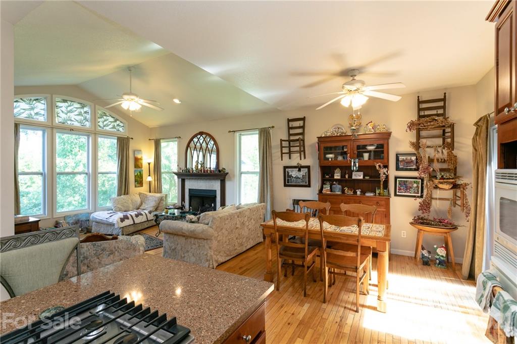 56 Dalya Road Swannanoa, NC 28778 - Photo 13 of 48 Gallery Image 13