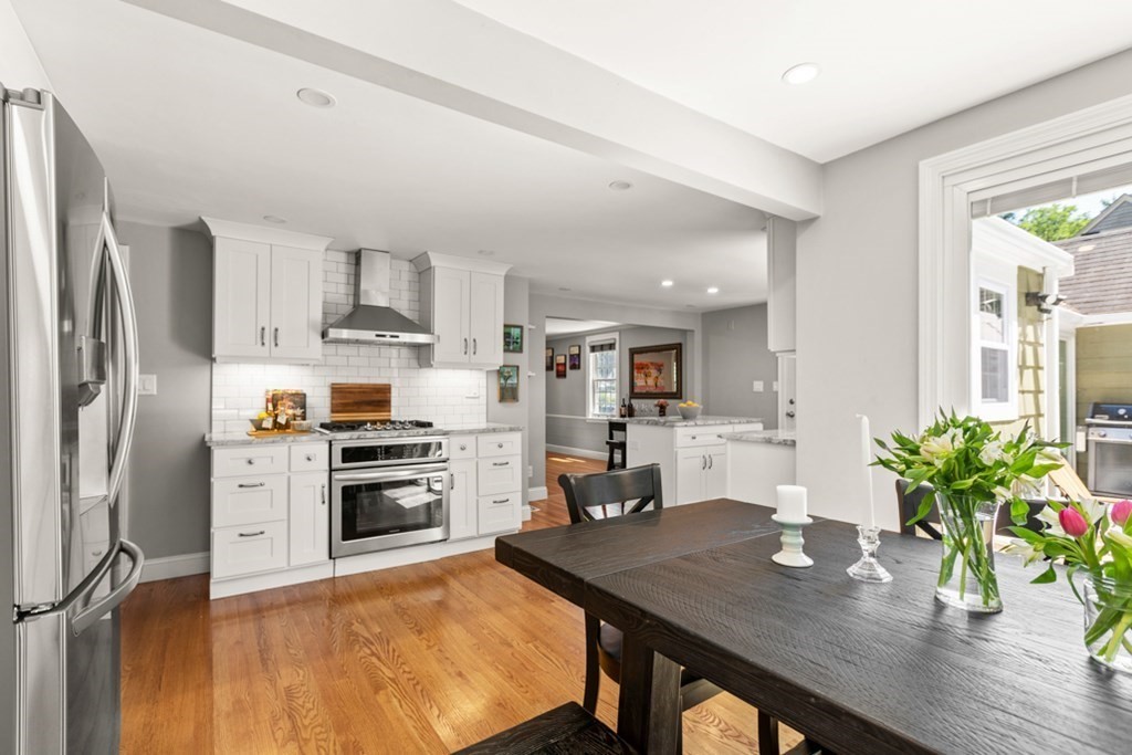 37 Douglas Road Lynnfield, MA 01940 - Photo 12 of 31 Gallery Image 12