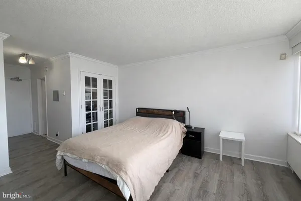 $1,550 | 5500 Friendship Boulevard, Unit 2005N, Chevy Chase, MD 20815