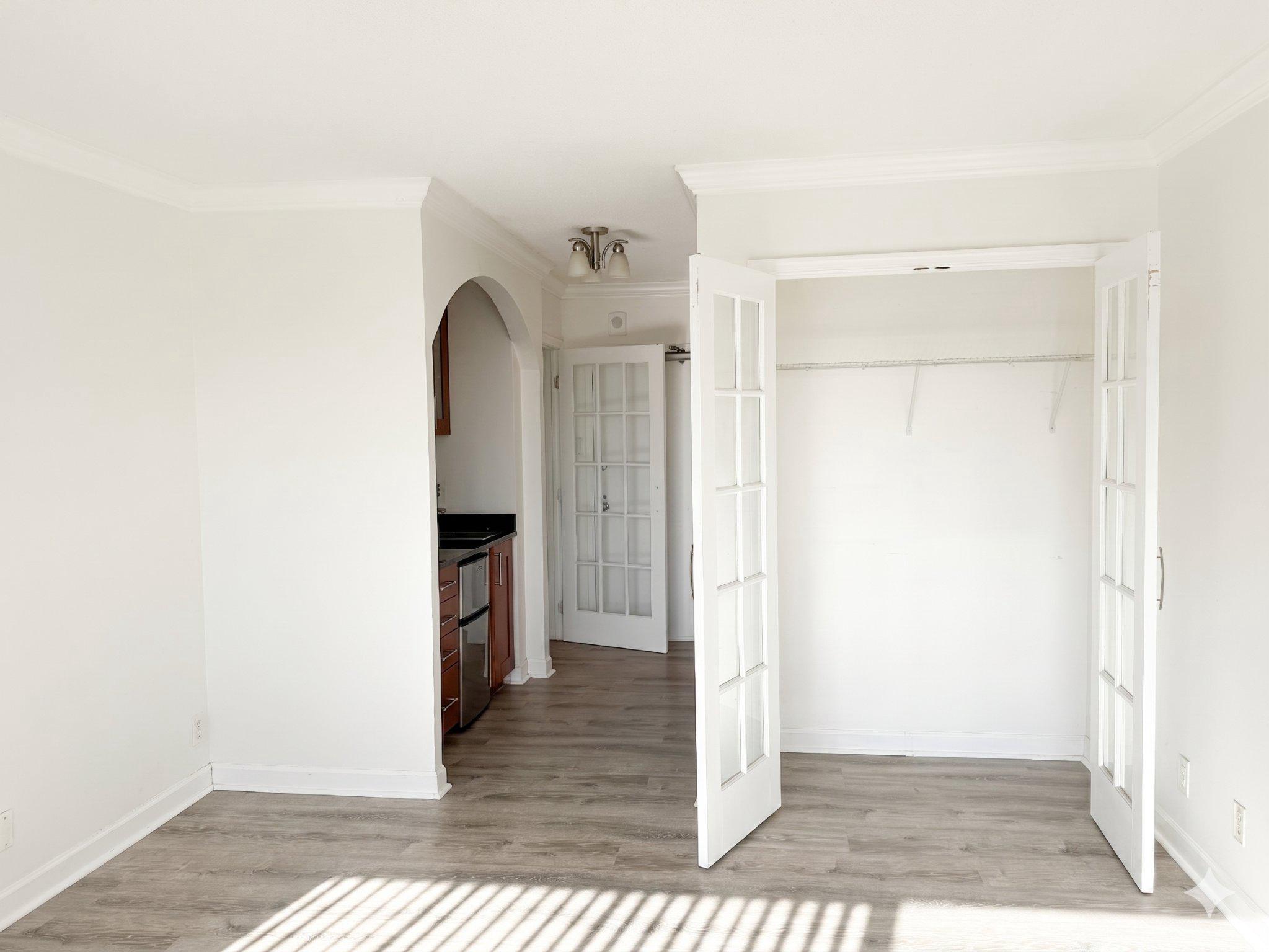 5500 Friendship Boulevard, Unit 2005N Chevy Chase, MD 20815 - Photo 7 of 28 Bright and airy open space awaits.
