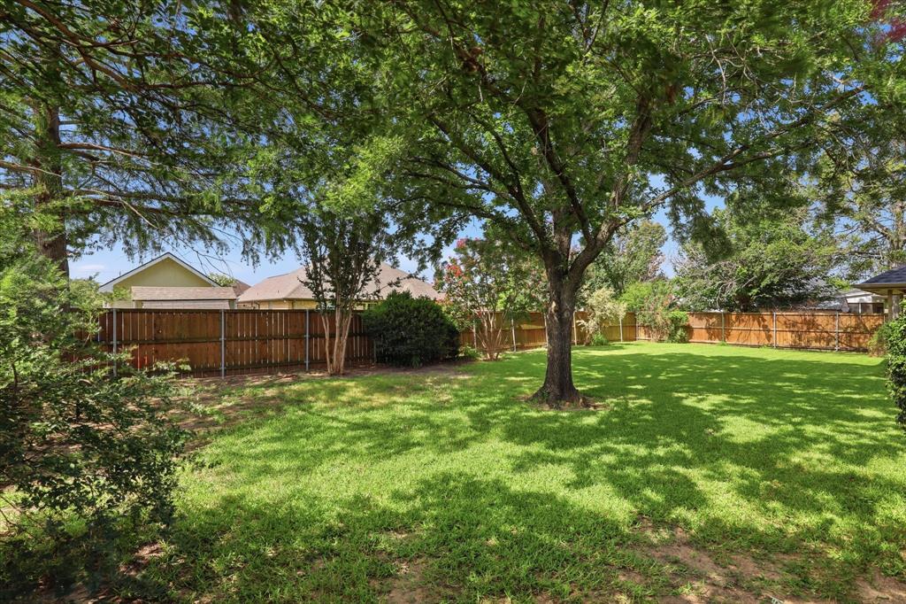 605 Maple Drive Pilot Point, TX 76258 - Photo 36 of 38