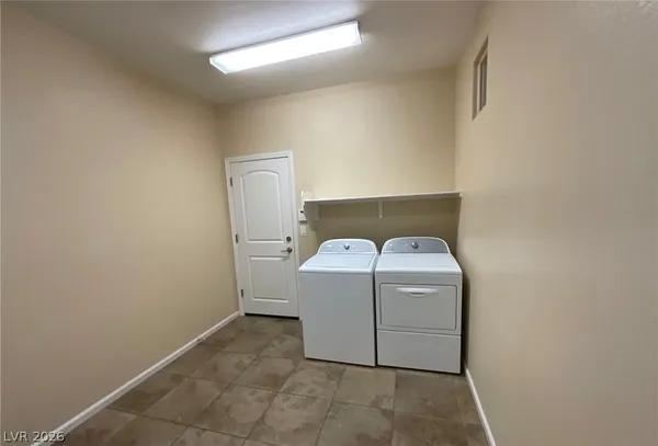 $2,820 | 208 Rocky Basin Street, Henderson, NV 89012